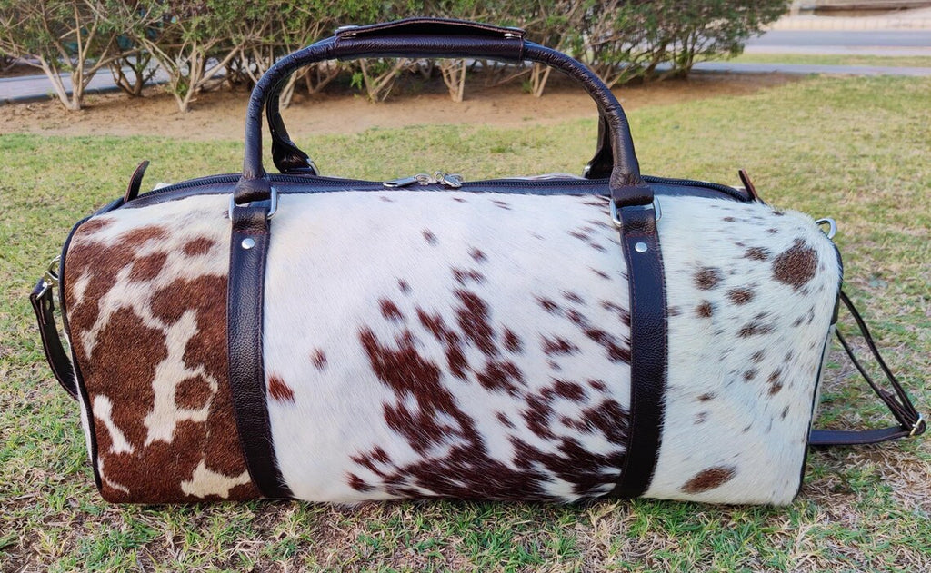 Tricolor Cowhide Leather Duffel Bag – Real Hair-on-Hide Weekend & Travel Bag | Handmade Brindle Duffle for Camping, Gifts & Getaways – Pinnacle Vista