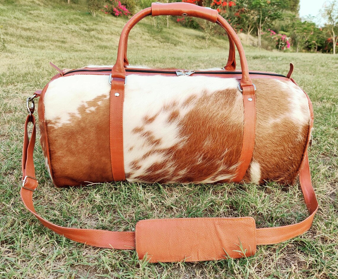Brindle Cowhide Leather Duffle Bag – Genuine Brown & White Hair-on-Hide Weekend Travel Bag | Handmade Overnight Gym Tote for Men & Women by Pinnacale Vista
