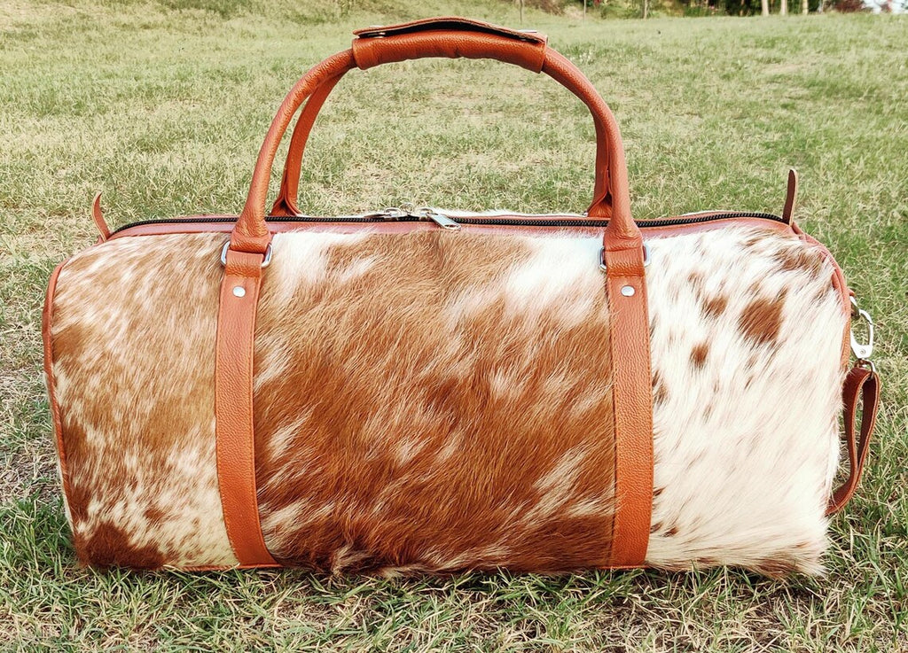 Brindle Cowhide Leather Duffle Bag – Genuine Brown & White Hair-on-Hide Weekend Travel Bag | Handmade Overnight Gym Tote for Men & Women by Pinnacale Vista