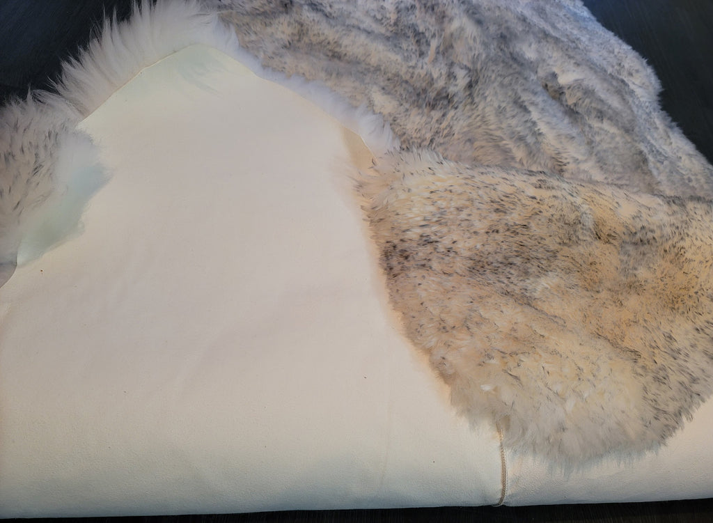 Premium Quad Australian Sheepskin Rug 4x6 | Genuine Fluffy Natural Ivory Gray White – PinnacleVista