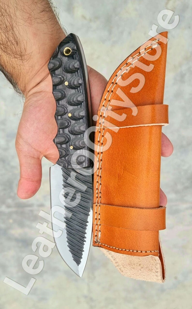 Custom Handmade D2 Steel Skinner Knife – Damascus Blade with Micarta Handle & Leather Sheath – Hunting & Camping Knife